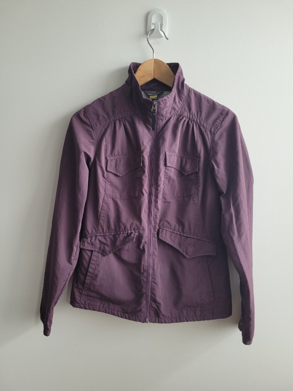 Eddie Bauer Travex Plum Colour Light Jacket/Wind Breaker-XS